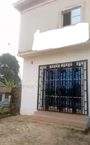 Warehouse, 3unit Self, Old House(6rooms) With a Big Compound
