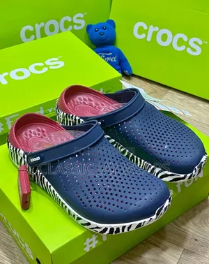 Top Quality Classic Crocs Available in 5