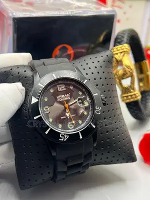 Urban Colors Quality Men Rubber Strap Wristwatch