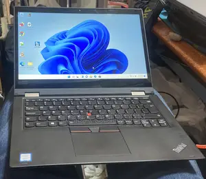 Laptop Lenovo ThinkPad X1 Yoga Gen 8 8GB Intel Core i5 SSD 256GB