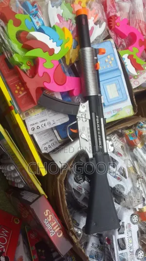 M4 Toy Gun Props
