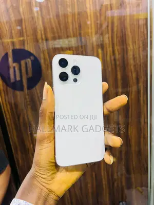 Apple iPhone 15 Pro Max 256 GB White