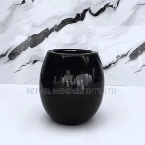 Fiberglass Egg Classic Vase (Height 33cm X Diameter 18cm)