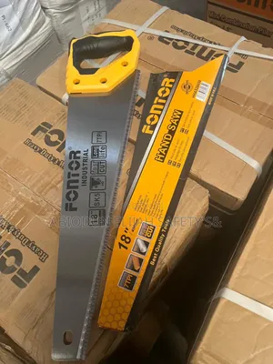 Original Quality Carpenter Hand Saw 18 Inches Fonto Product