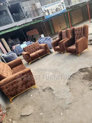 Luxury Set of Upholstery Padded Sofa Couch.