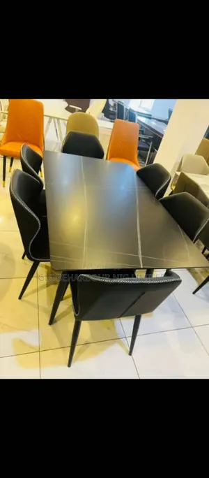 6 Seater Dinning Set Free Installation