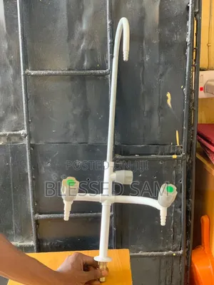 3 Way Lab Tap