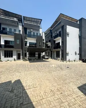 4bdrm Townhouse/Terrace in Jahi for sale