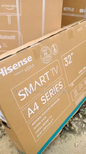 Original Hisense 32 Inch’S Smart Tv With Netflix/Youtube