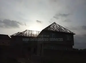 Roofing Specialist