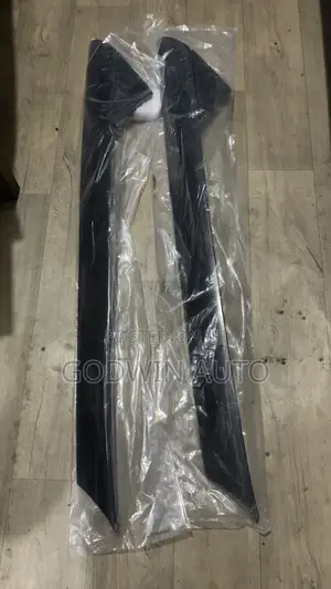 Windscreen Chrome Ford Explorer 2013
