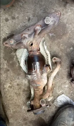 Manifold Catalyst Toyota Yaris 2010-14 Model