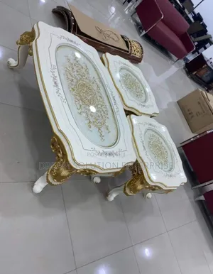 Royal Center Table