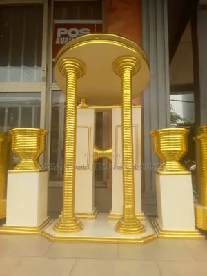 Two Pillar Pulpit With Flower Vase