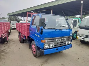 Toyota Dyna Six Tyres Blue Color