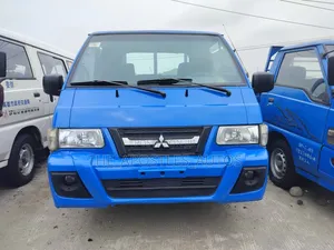 Mitsubishi Derica Truck Blue Color Injector Engine