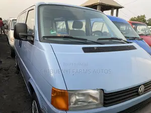 Volkswagen Transporter 2005 Blue