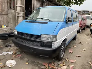 Volkswagen Transporter 2004 Blue
