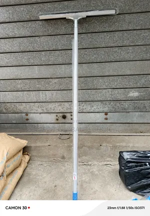 24" Floor Squeegee, Neoprene Rubber, Straight Blade