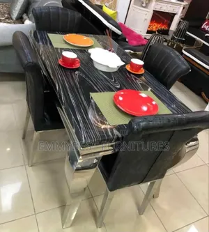 Quality Portable Dinning Set.