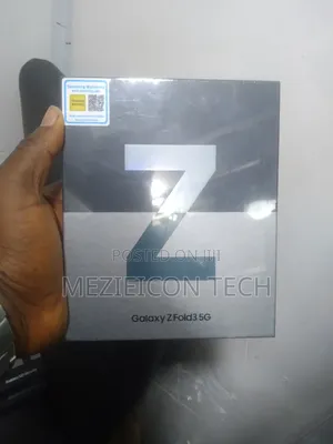 New Samsung Galaxy Z Fold3 5G 256 GB Silver