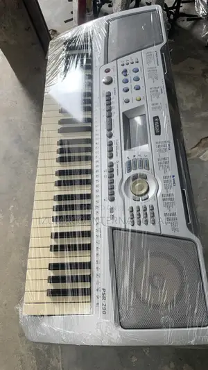 Yamaha PSR 290 61-Key Special Portable Grand Piano Voice