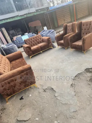Upholstery Padded Sofa Couch Made With Foreign Materials