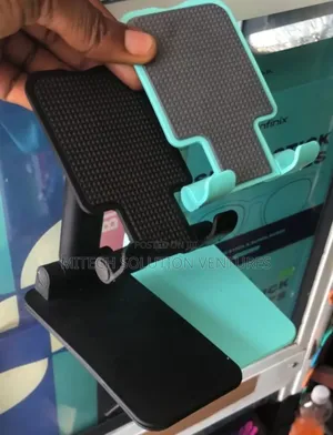 A Foldable, Adjustable Plastic Phone Stand