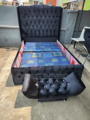 Padded 4.5by6 Bed Set With Footrest
