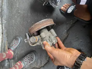 Power Steering Pump Hyundai Sonata 2013