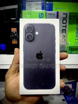 New Apple iPhone 16 128 GB Black