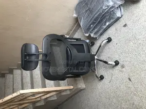 Executive Office Swivel Mesh Chair With Headrest