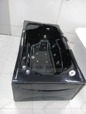 Black Single Jacuzzi