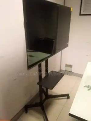 Mobile Plazma TV Stand 65 Inches Down to 32 Inches