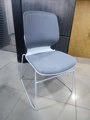 Coffee / Guest Chair