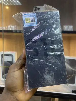 New Samsung Galaxy S10 128 GB Black