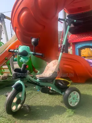 Kids Tricycle With Push Handle – Durable for Toddler