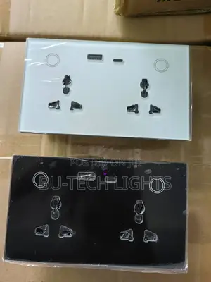 Smart Socket With Charging Ports