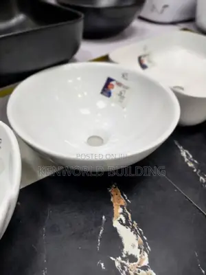 Round Shaped Ceramic Basin