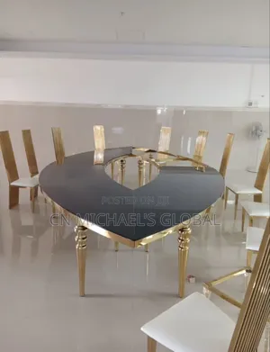 Oval Vip Table