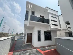 4bdrm Duplex in Lekki for sale