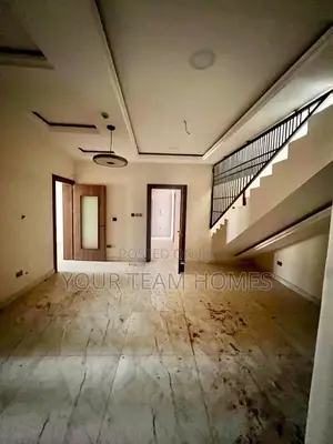 5bdrm Townhouse / Terrace in Maitama for rent