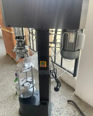 880 Bottle and Capping Machine