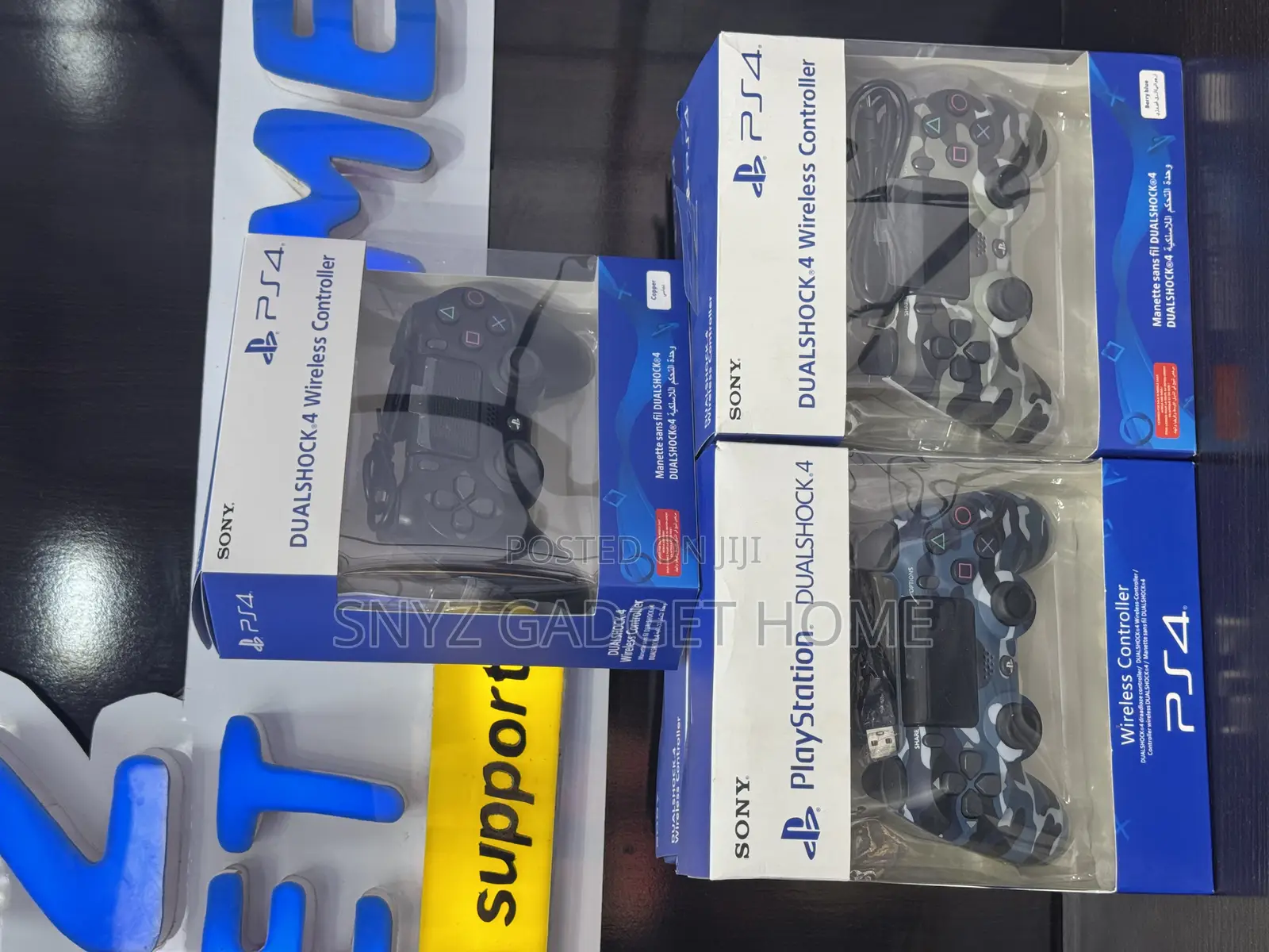 PS4 Controller