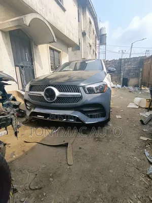 GLE Coupe Mercedes Benz Bumper, Headlights