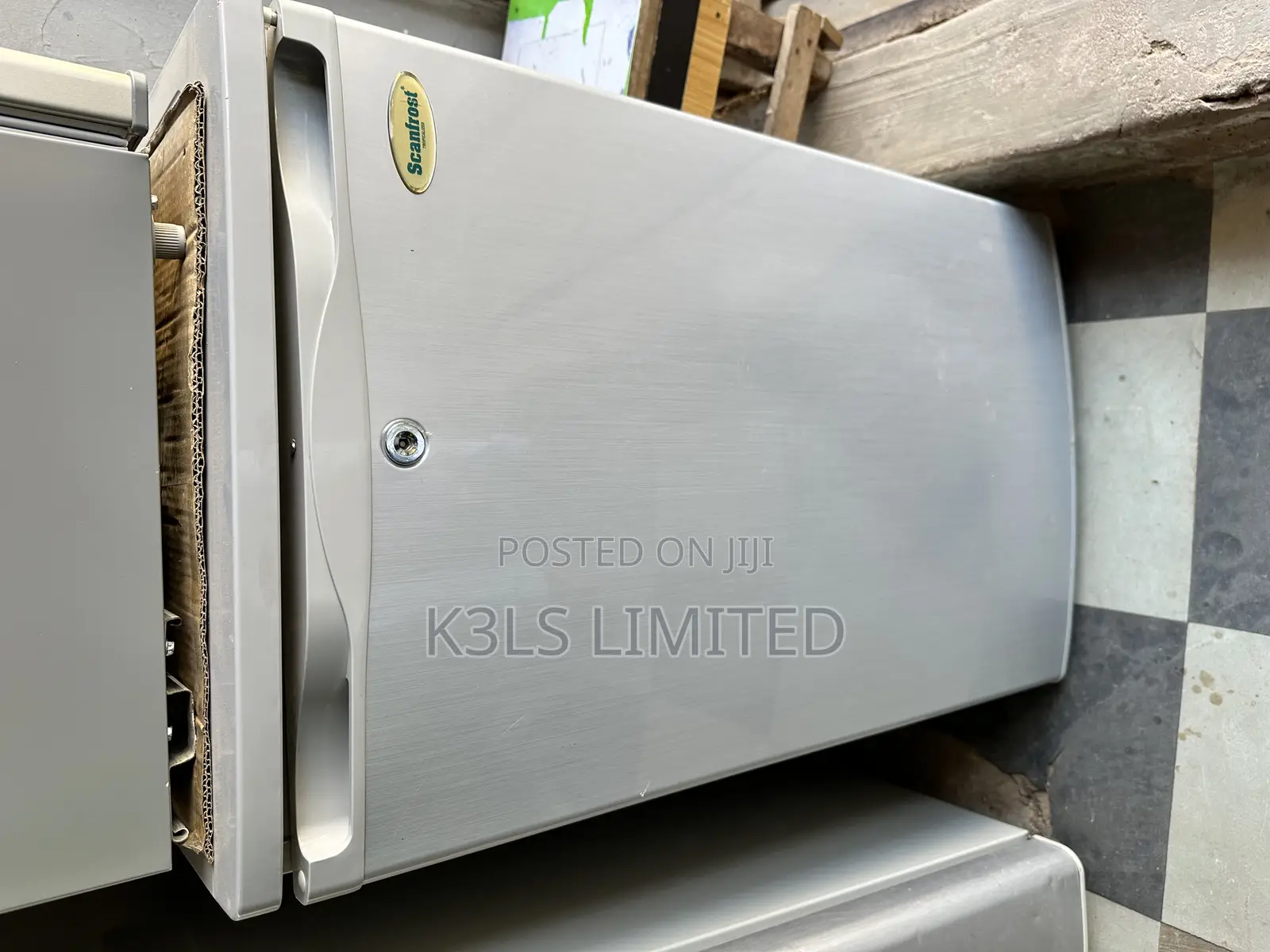 Scanfrost Tabletop Refrigerator