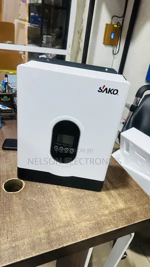 Sako 3kva 24v Hybrid Inverter With100a MPPT Charge Controlle