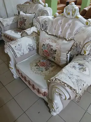 Imported Sofa Chair.