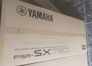 Yamaha PSR-SX720 Keyboard