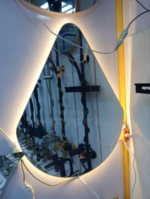 Led Diamond Shape Sensor Mirror With Three Lights